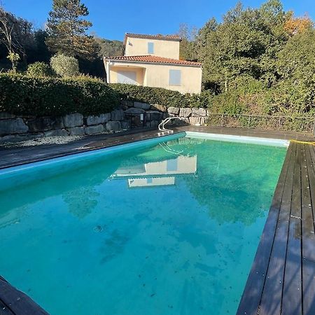 Chez Laura Pres Du Pont D'Arc Villa Salavas Luaran gambar