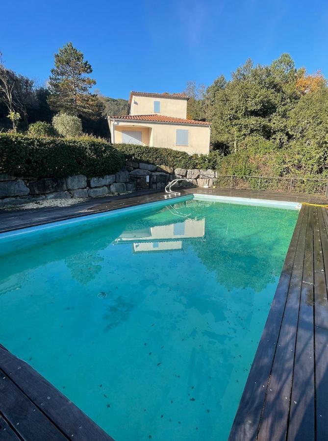 Chez Laura Pres Du Pont D'Arc Villa Salavas Luaran gambar